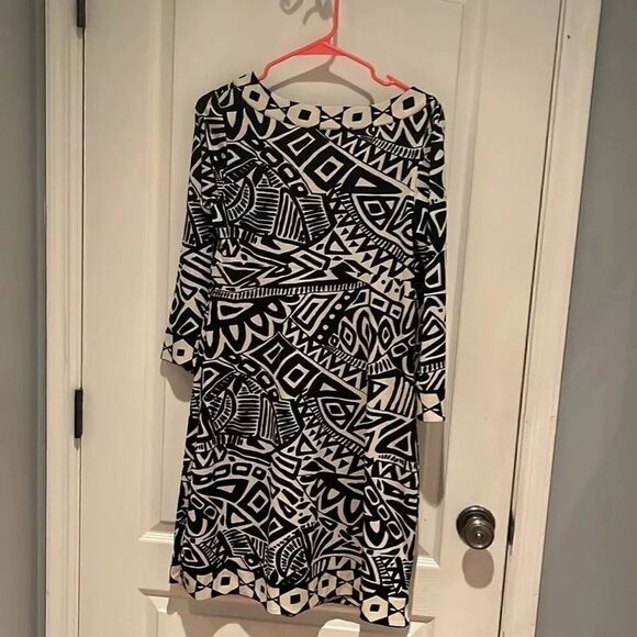 Exotic looking dress by I NC. Size M - Picture 3 of 3